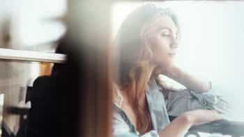 دانلود فلر نور برای فتوشاپ Light Hits